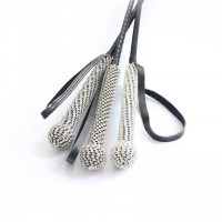 Кожаный стек с декорированной стразами рукоятью 73 см Кожаный стек с декорированной стразами рукоятью 73 см