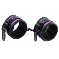 Черно-фиолетовые наручники с цепью Черно-фиолетовые наручники с цепью
