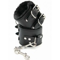 Широкие черные наручники с мехом Широкие черные наручники с мехом