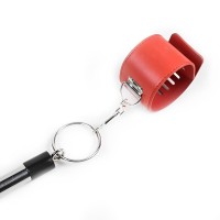 Бондажная распорка со съемными поножами красная