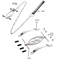 Металлический зажим с поводком для половых губ