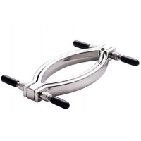 Металлический зажим с поводком для половых губ