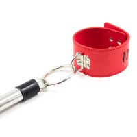 Красная бондажная распорка с наручниками и поножами Красная бондажная распорка с наручниками и поножами