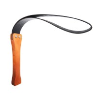 Черная шлепалка с деревянной ручкой