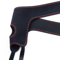 Реалистичный страпон на черных трусиках Easy Strapon Set 19 см