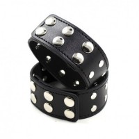 Крестообразная мужская сбруя с браслетами Крестообразная мужская сбруя с браслетами