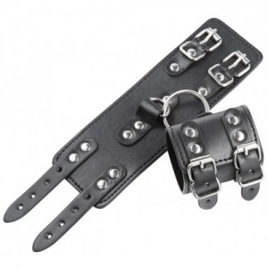 Широкие черные наручники с металлическим кольцом