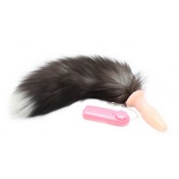 Телесная анальная пробка с бурым хвостом и вибрацией 55 см Телесная анальная пробка с бурым хвостом и вибрацией 55 см