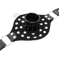 Черный кляп-затычка декорированный заклепками Черный кляп-затычка декорированный заклепками