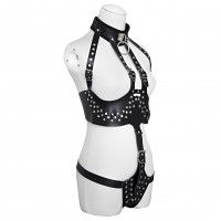 Откровенное боди-сбруя с металлическими заклепками