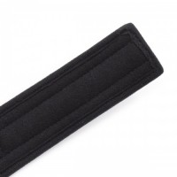 Черный ошейник декорированный кружевом на металлическом поводке