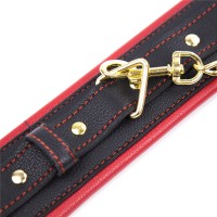 Черно-красный ошейник с поводком на золотой цепи