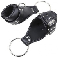 Черные БДСМ фиксаторы на запястья Черные БДСМ фиксаторы на запястья