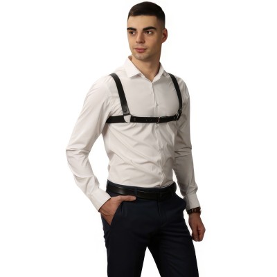 Классическая мужская сбруя с пряжкой на груди