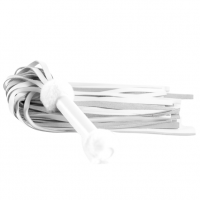 Плеть из натуральной кожи белого цвета с меховым декором 50 см