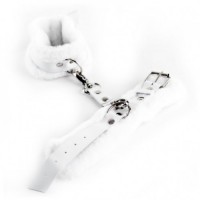 Поножи кожаные с нежным мехом белые