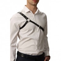 Классическая мужская БДСМ сбруя через одно плечо Классическая мужская БДСМ сбруя через одно плечо