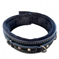 Кожаный черный ошейник со стразами и поводком Кожаный черный ошейник со стразами и поводком