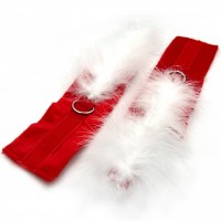 Красные плюшевые наручники с белым мехом на липучке