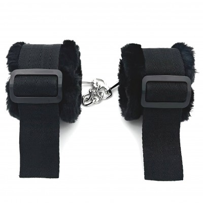 Текстильные наручники с мехом черные Текстильные наручники с мехом черные