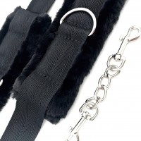 Текстильные наручники с мехом черные Текстильные наручники с мехом черные