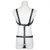 Эротическая черная сбруя на ремешках