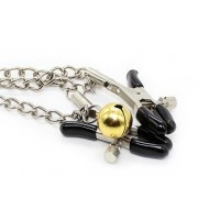 Зажимы для сосков с цепочкой и желтым бубенчиком Зажимы для сосков с цепочкой и желтым бубенчиком