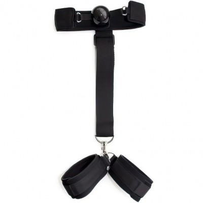 Бондажный набор фиксаторов для рук с кляпом Бондажный набор фиксаторов для рук с кляпом