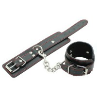 Черные наручники с красной окантовкой 