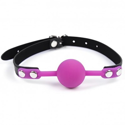 Силиконовый кляп фуксия на черном ремне Силиконовый кляп фуксия на черном ремне