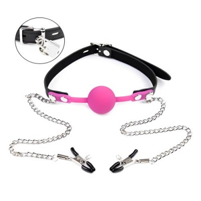 Силиконовый кляп фуксия с зажимами для сосков и замочком Силиконовый кляп фуксия с зажимами для сосков и замочком