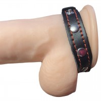 Кожаная утяжка на пенис с кнопками Кожаная утяжка на пенис с кнопками