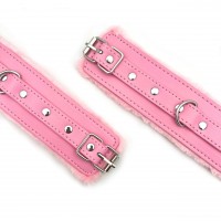 Розовые наручники на цепочке с мехом