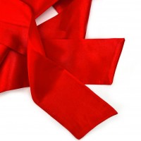 Красная сатиновая лента для связывания Красная сатиновая лента для связывания