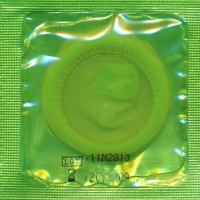 Светящиеся в темноте презервативы Love Light Glow 3 шт