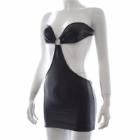 Сексуальное платье с открытой спиной и плечами