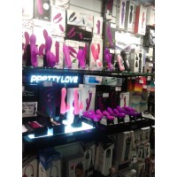 Фирменная витрина Pretty Love