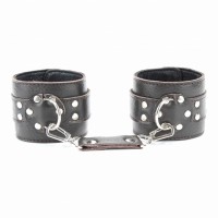 Наручники из мягкой кожи Наручники из мягкой кожи