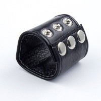 Хомут-утяжка для мошонки на заклепках Хомут-утяжка для мошонки на заклепках