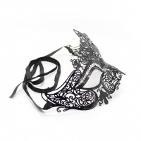 Металлическая маска с кристаллами Металлическая маска с кристаллами