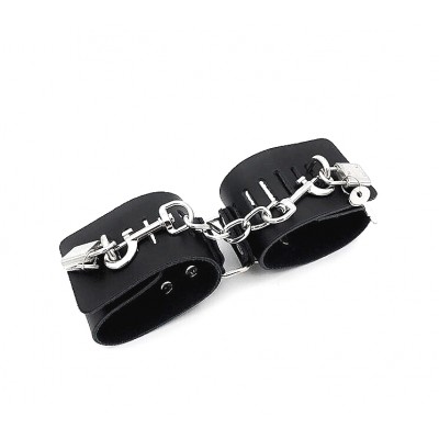 Строгие наручники с фиксирующими замками