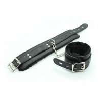 Поножи с мехом черные БДСМ Поножи с мехом черные БДСМ