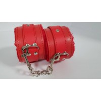 Красные поножи с мехом Красные поножи с мехом