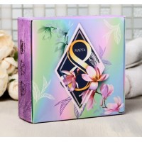 Подарочный набор Shine Bright, мыльные розы 3 шт., 2 свечи, полотенце Подарочный набор Shine Bright, мыльные розы 3 шт., 2 свечи, полотенце