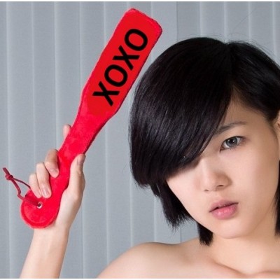 Пэдл-шлёпалка с надписью XOXO Пэдл-шлёпалка с надписью XOXO