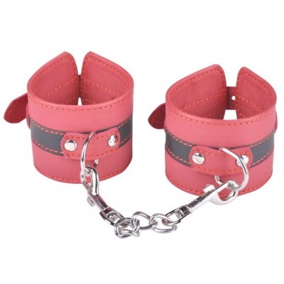 БДСМ красные наручники