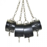 Бондажные наручники и поножи на цепях Бондажные наручники и поножи на цепях